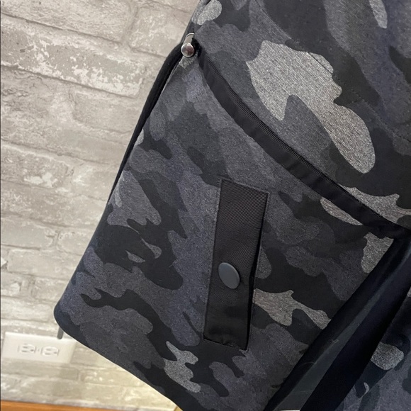 Cabi 3911 ATC Camo Jacket - Picture 3 of 9